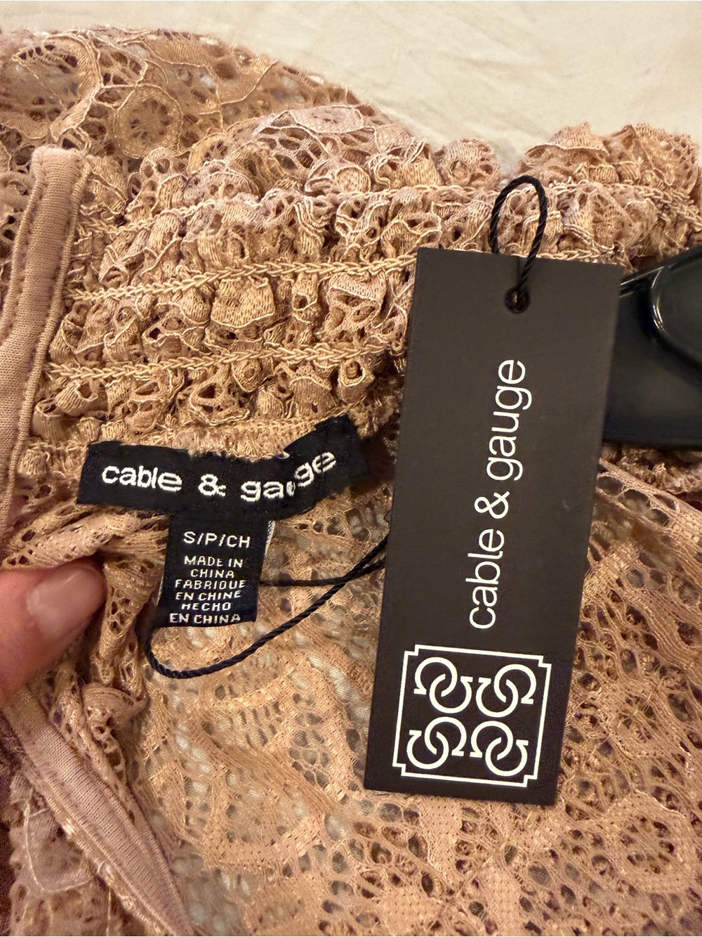 Cable & Gauge Beige Lace Long-Sleeve Blouse - Picture 3 of 3